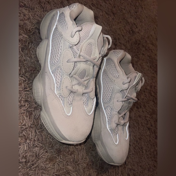 Yeezy 500 - Picture 1 of 7